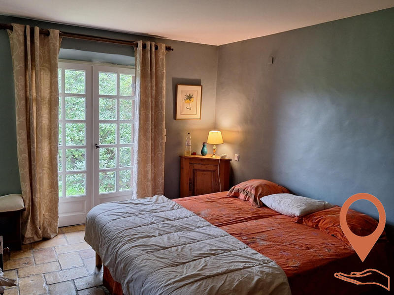 Viager - Villa - 272 m² - 6 pièces