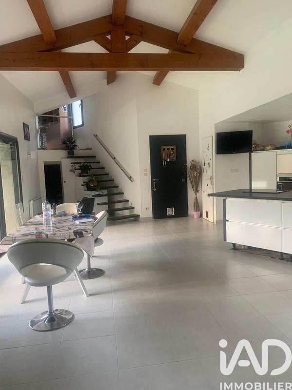 Maison - 111 m² - 4 pièces