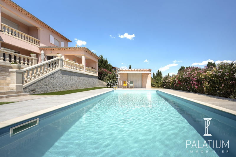 Villa - 152 m² - 5 pièces