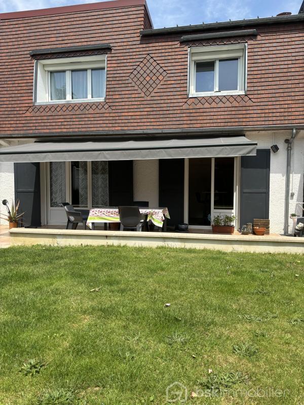 Maison - 97 m² - 4 pièces