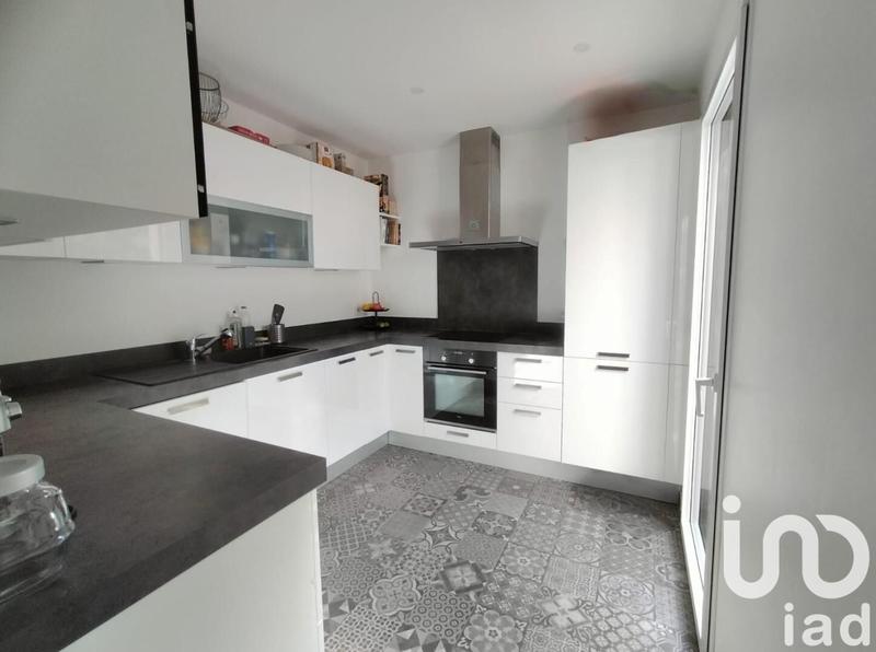 Maison - 98 m² - 5 pièces