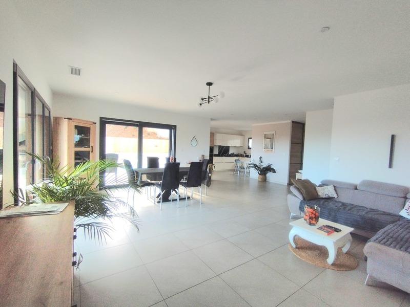 Maison - 118 m² - 5 pièces