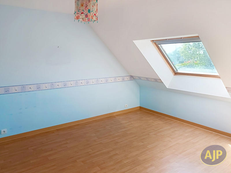 Maison - 160 m² - 7 pièces