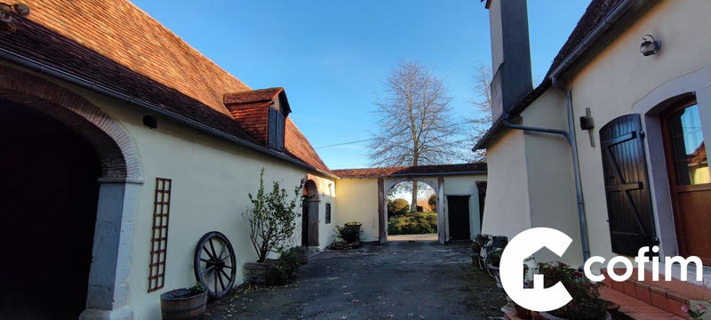 Maison ancienne - 153 m² - 6 pièces