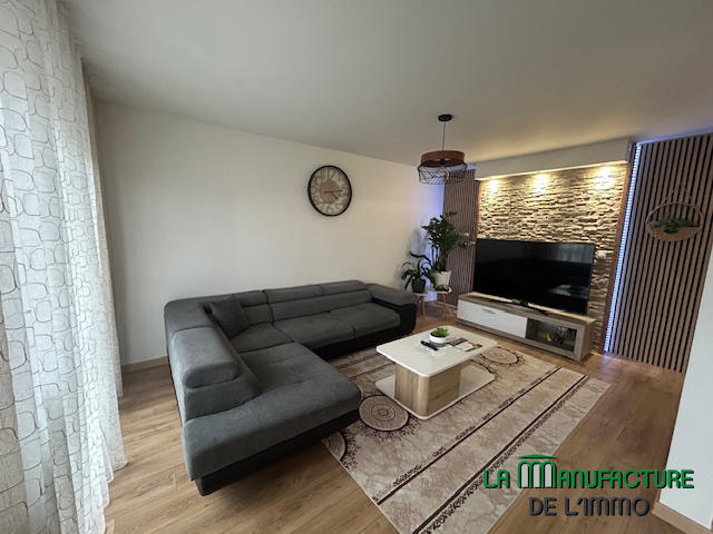 Appartement - 82 m² - 4 pièces
