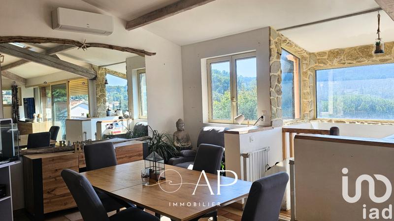 Maison - 195 m² - 8 pièces