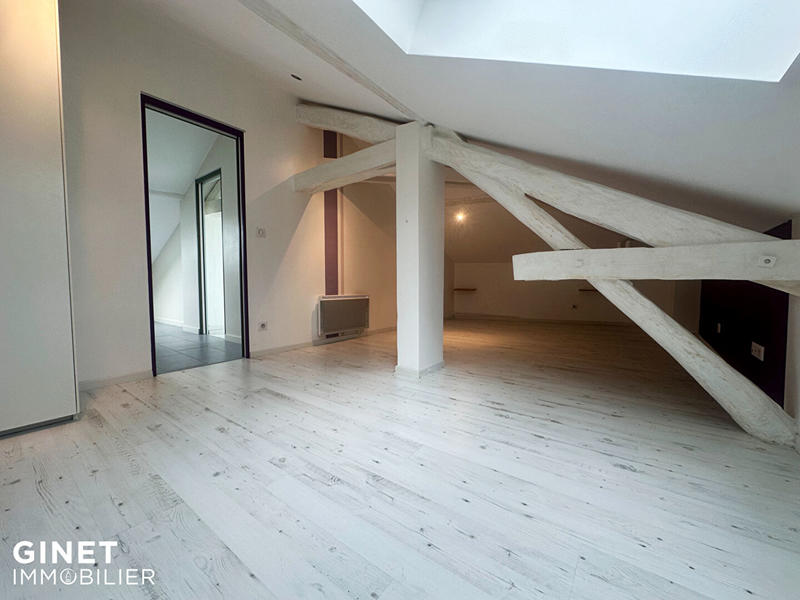 Appartement - 120 m² - 3 pièces