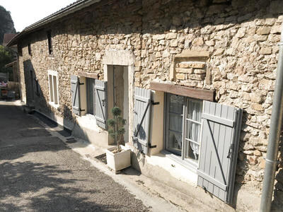 Maison de village - 65 m² - 3 pièces