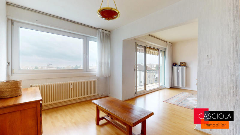 Appartement - 75 m² - 4 pièces