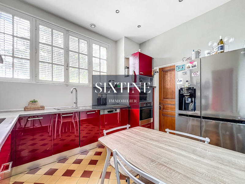 Maison - 170 m² - 6 pièces