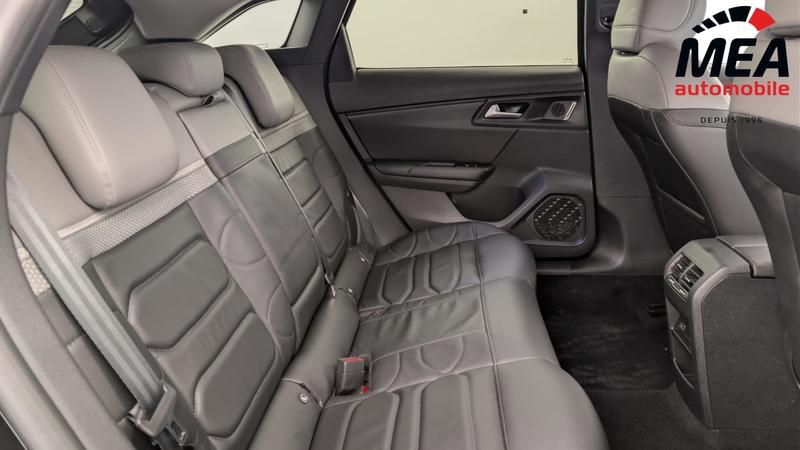 Citroën C5 X PureTech 130 Eat8 Plus