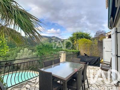 Maison - 101 m² - 4 pièces