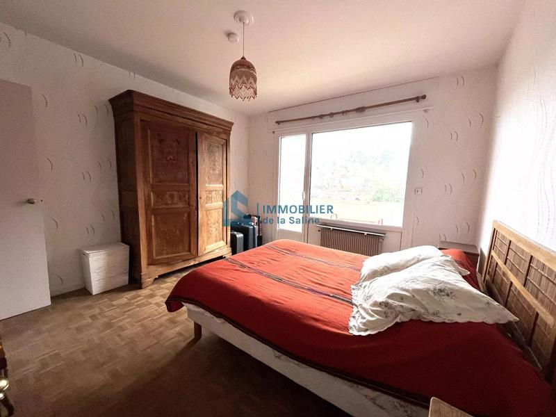 Appartement - 81 m² - 3 pièces