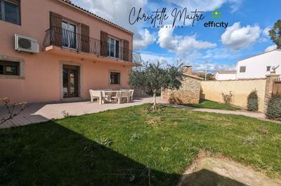 Maison - 181 m² - 6 pièces