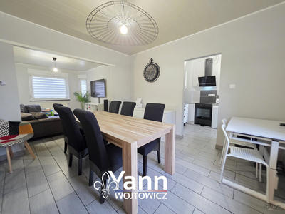 Maison - 92 m² - 5 pièces