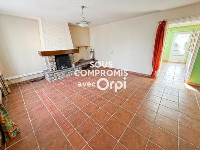 Maison - 98 m² - 3 pièces