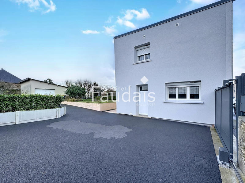 Maison - 110 m² - 4 pièces