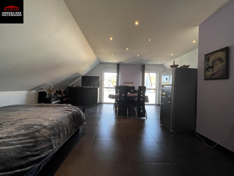 Maison - 234 m² - 7 pièces