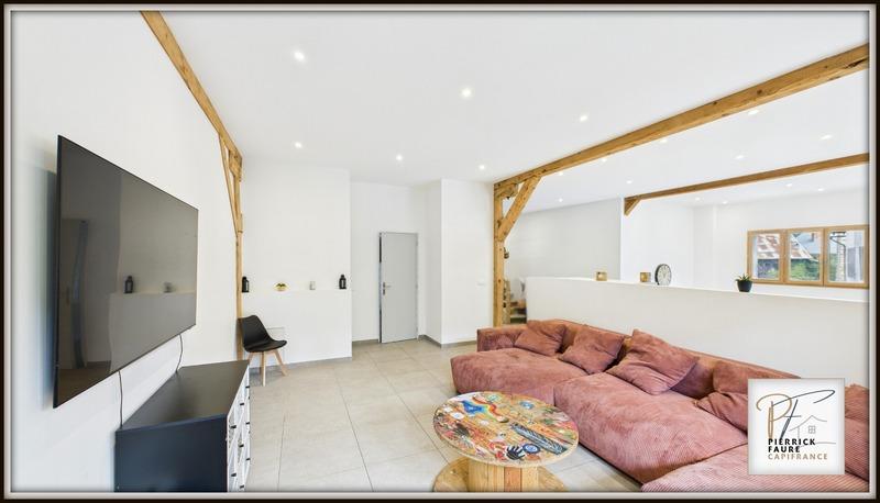 Maison - 252 m² - 8 pièces