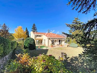 Villa - 146 m² - 5 pièces