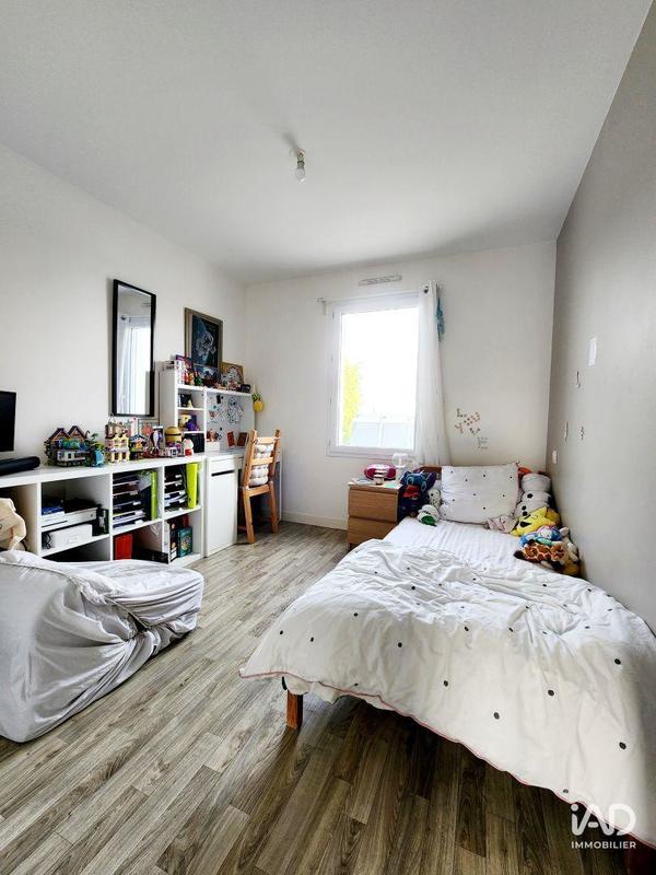 Maison - 99 m² - 5 pièces