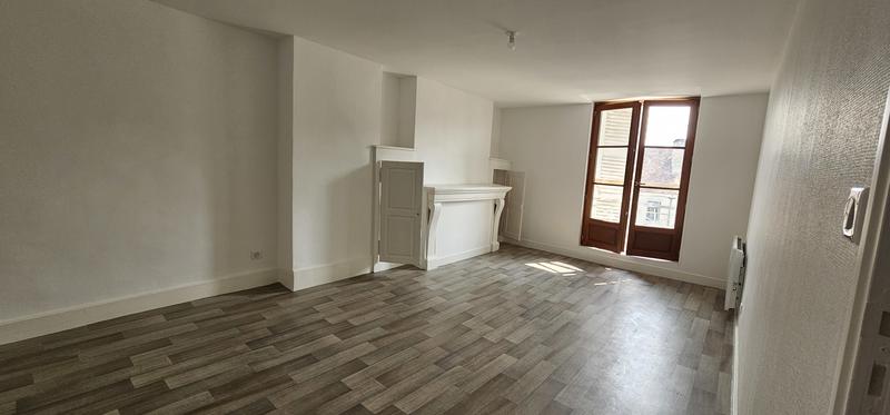 Appartement - 77 m² - 3 pièces