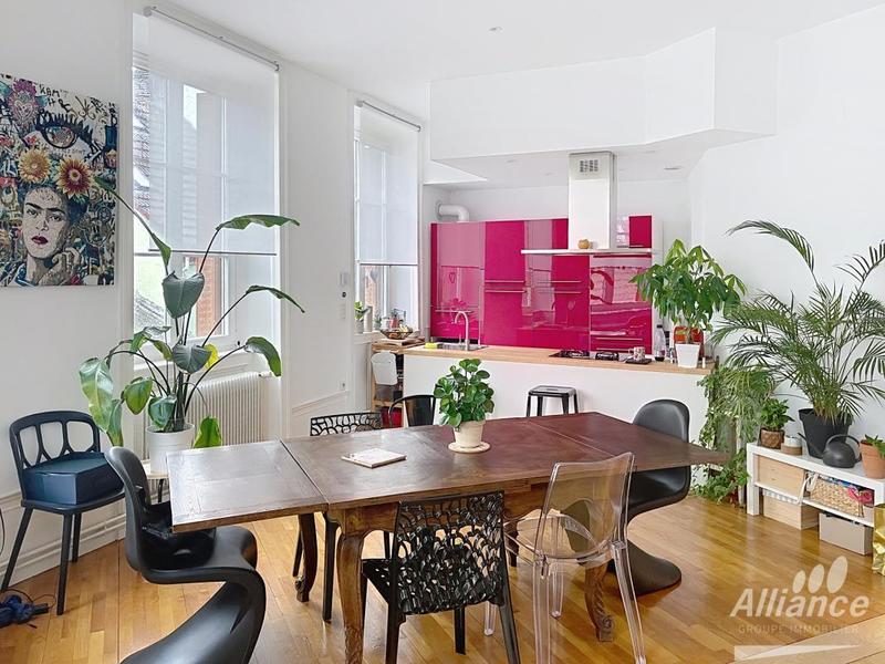 Appartement - 87 m² - 3 pièces