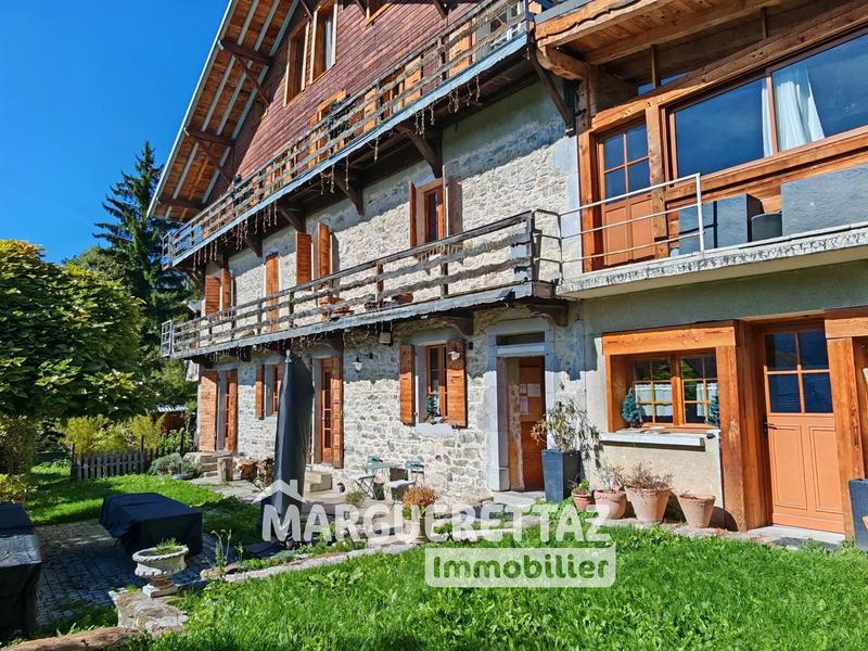 Gîte - 547 m² - 17 pièces