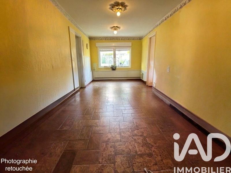 Maison - 99 m² - 9 pièces