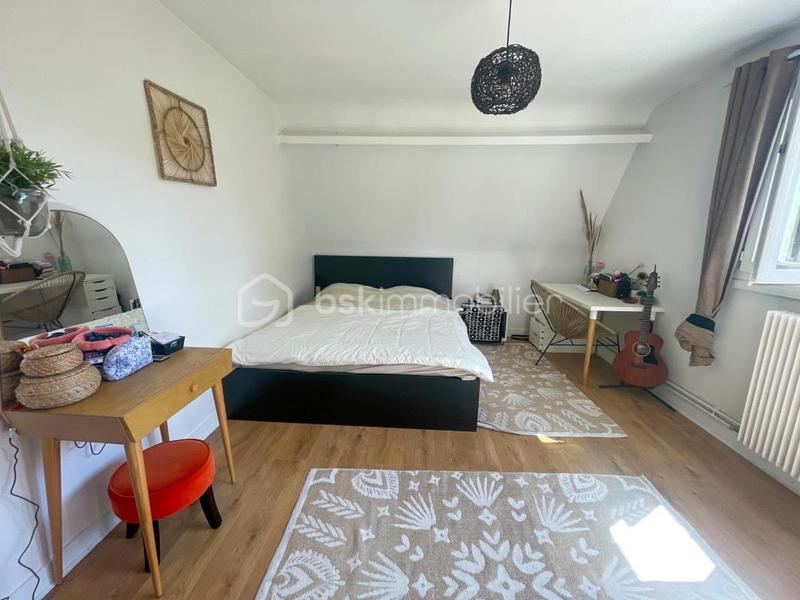 Maison - 187 m² - 7 pièces