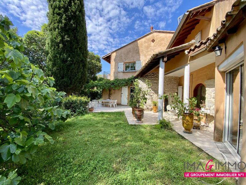 Maison de ville - 170 m² - 5 pièces