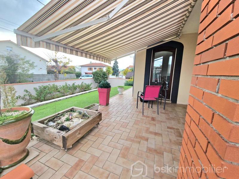 Maison traditionnelle - 130 m² - 5 pièces