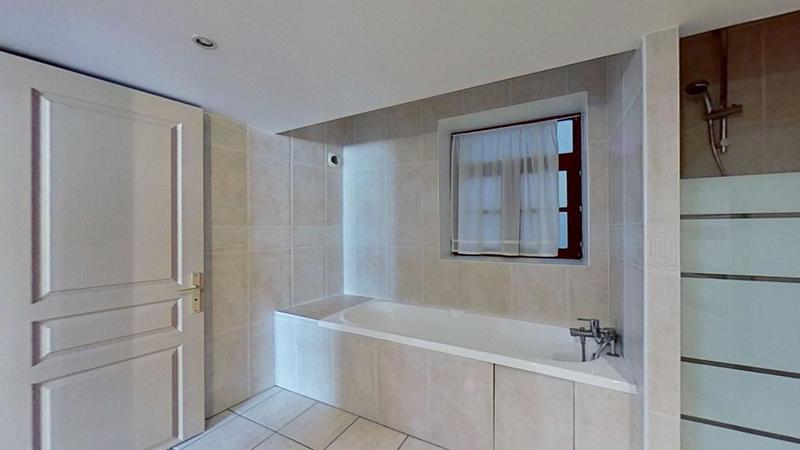 Appartement - 62 m² - 5 pièces