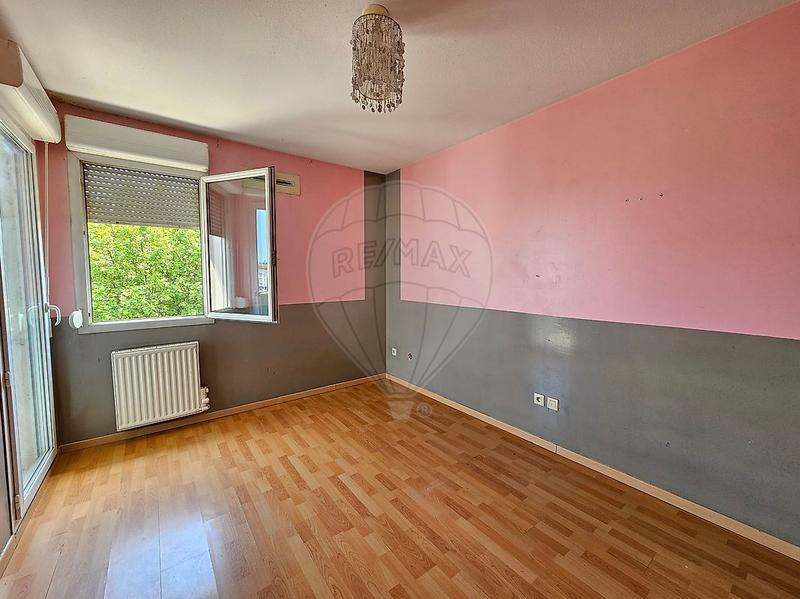 Appartement - 93 m² - 4 pièces