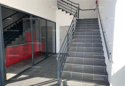 Local d'activité / Entrepôt - 511 m²