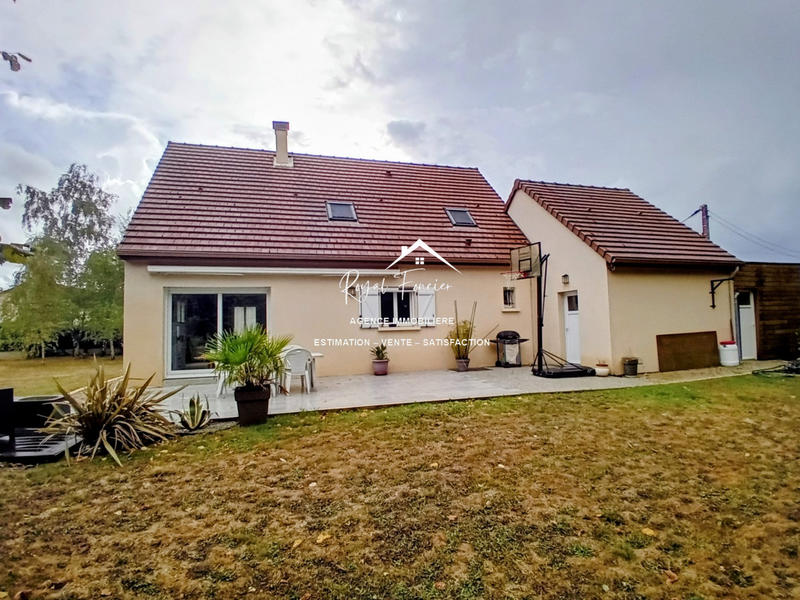 Maison - 123 m² - 6 pièces