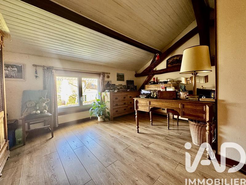 Maison - 143 m² - 7 pièces