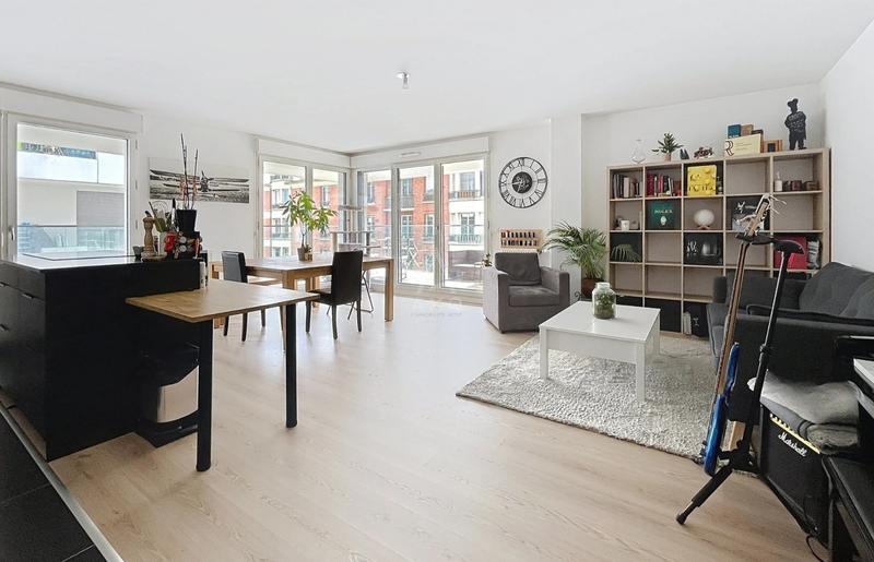 Appartement - 96 m² - 4 pièces