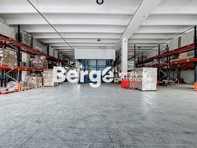 Local d'activités - 1 966 m²