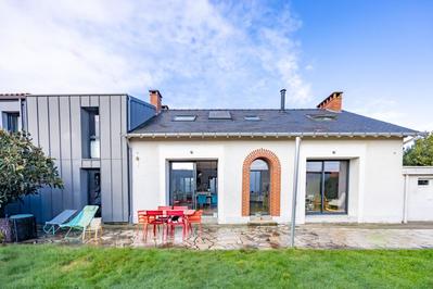 Maison - 200 m² - 7 pièces