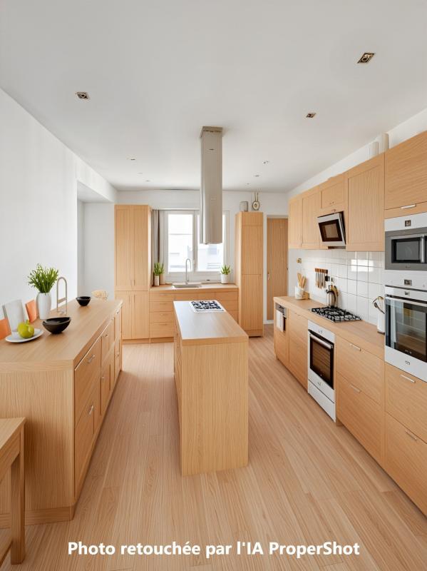 Appartement ancien - 85 m² - 3 pièces