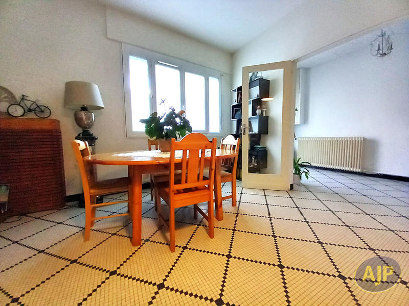 Maison - 173 m² - 5 pièces