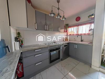 Appartement - 85 m² - 4 pièces