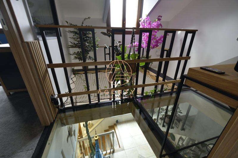 Maison - 175 m² - 6 pièces