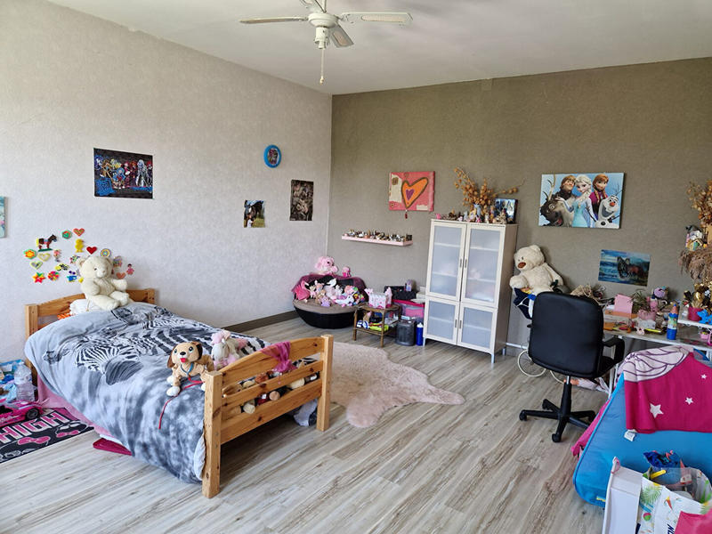 Maison - 228 m² - 6 pièces