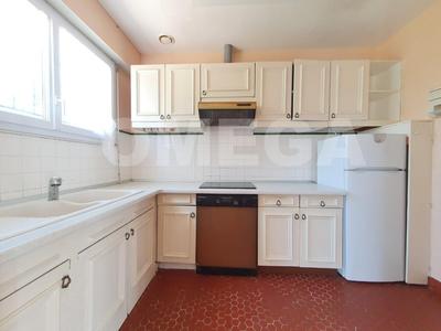 Maison - 108 m² - 6 pièces