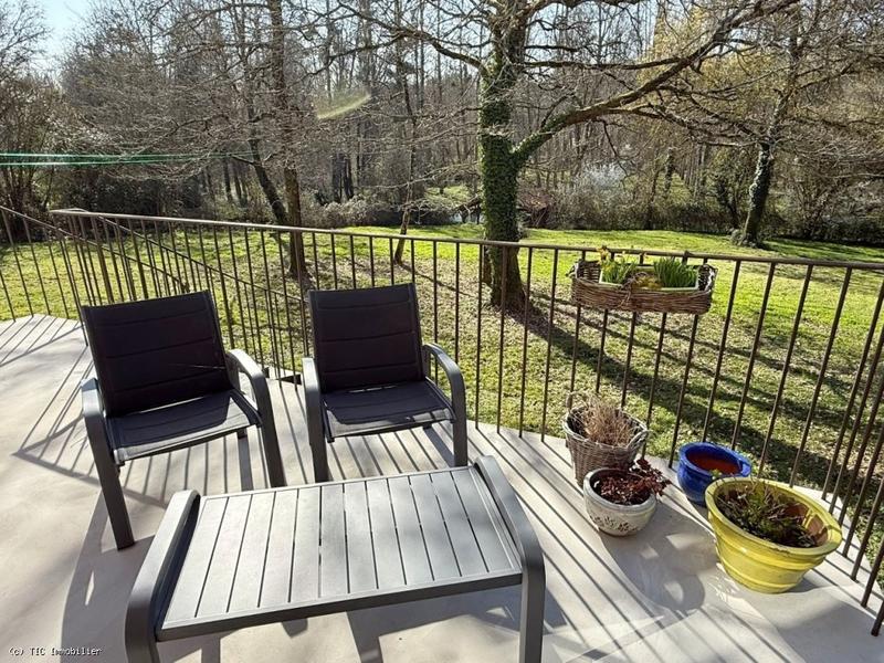 Propriété - 172 m² - 7 pièces