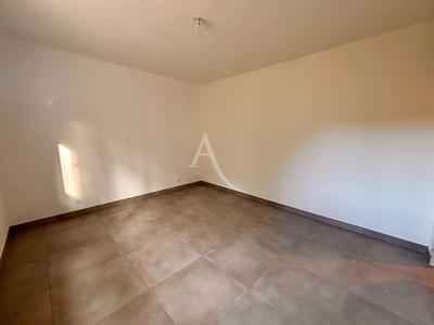 Maison - 64 m² - 3 pièces