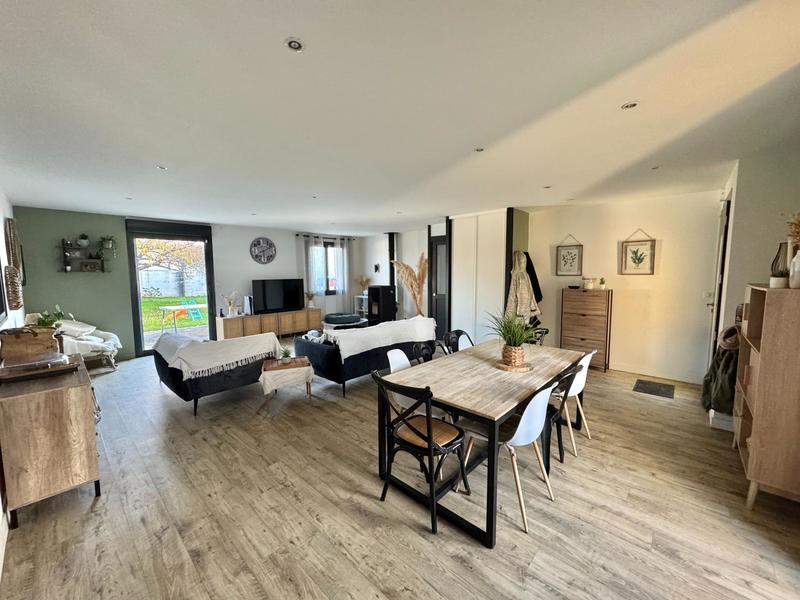 Maison - 114 m² - 5 pièces