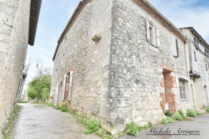 Maison en pierre - 138 m² - 6 pièces